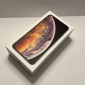 IPHONE XS MAX EMPTY CASE *only the box is for sale**